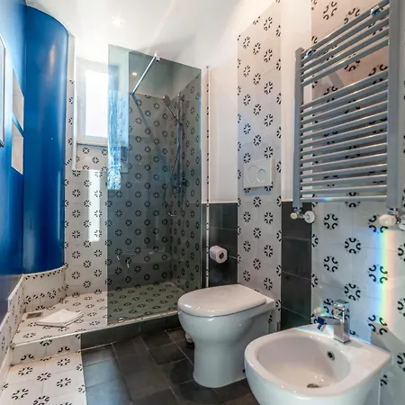 Moma Domus - Golden Keys Collection *