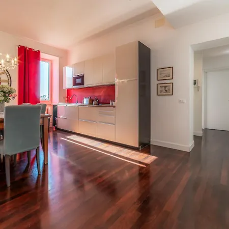 Moma Domus - Golden Keys Collection *